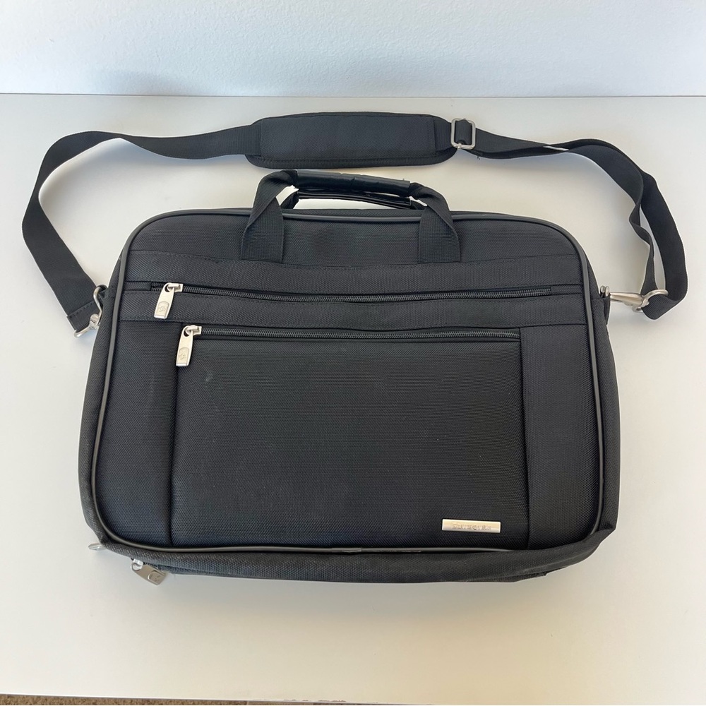 Samsonite 2 Gusset Laptop Bag, 15.6”